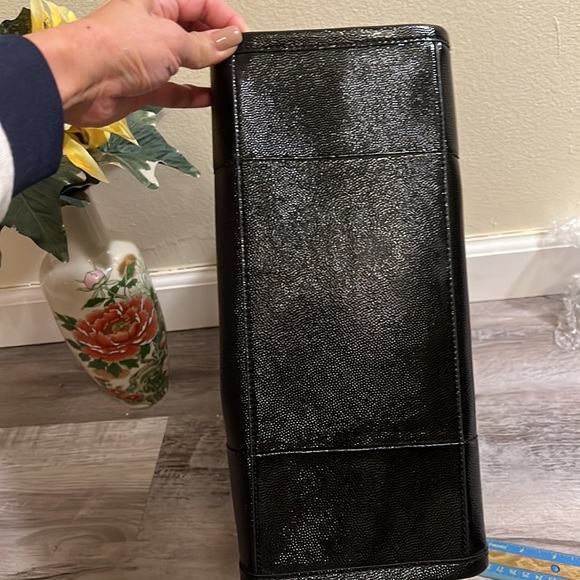 Pre-loved Authentic Tory Burch shoulder bag - Picture 7 of 11